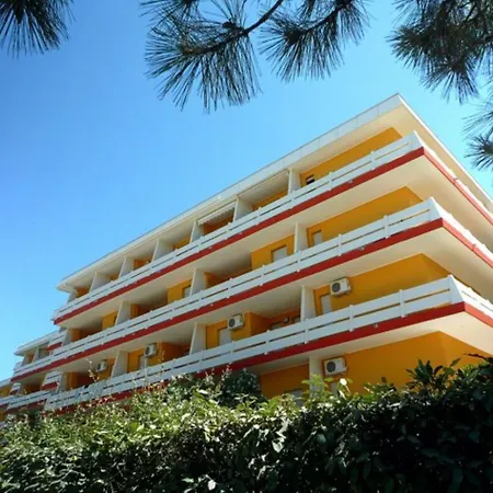 Bright With Private Garden-beahost Apartamento Bibione